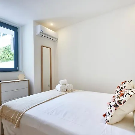 Апартаменты Altido Modern In Lapa, Nearby Iseg *