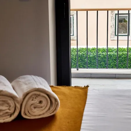 Апартаменты Altido Modern In Lapa, Nearby Iseg Лиссабон