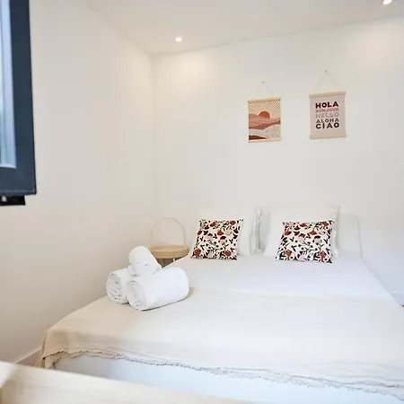 Апартаменты Altido Modern In Lapa, Nearby Iseg Лиссабон