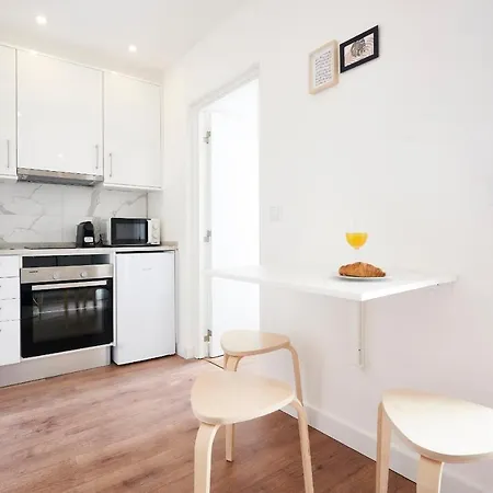 Апартаменты Altido Modern In Lapa, Nearby Iseg