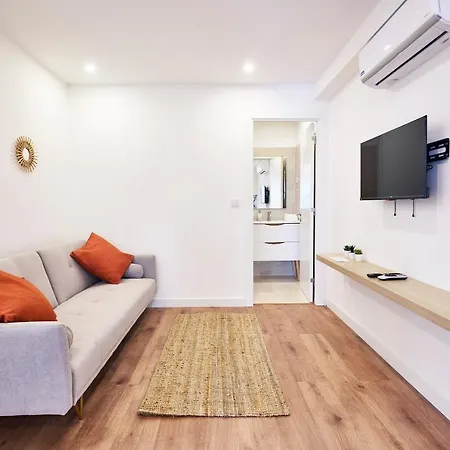 Апартаменты Altido Modern In Lapa, Nearby Iseg *